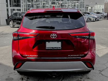 used 2021 Toyota Highlander car, priced at $45,995