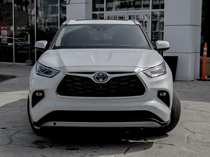 used 2023 Toyota Highlander car, priced at $55,495