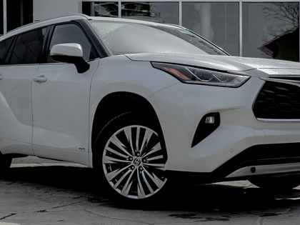 used 2023 Toyota Highlander car, priced at $55,495