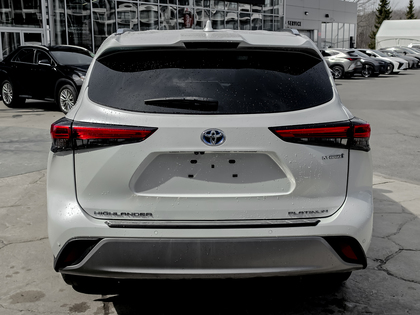 used 2023 Toyota Highlander car, priced at $55,495