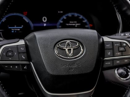 used 2023 Toyota Highlander car, priced at $55,495