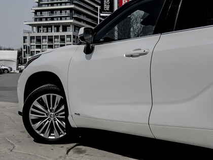 used 2023 Toyota Highlander car, priced at $55,495