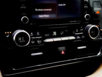 used 2021 Toyota Highlander car, priced at $36,495