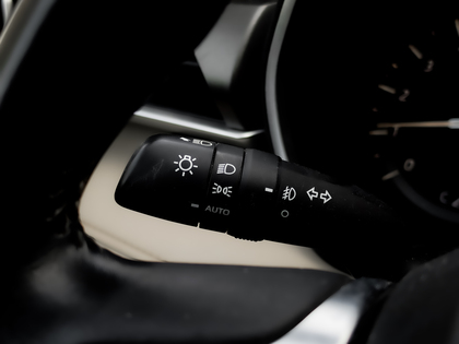 used 2021 Toyota Highlander car, priced at $36,495