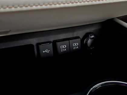 used 2021 Toyota Highlander car, priced at $36,495