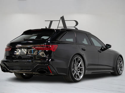 used 2021 Audi RS 6 Avant car, priced at $98,900