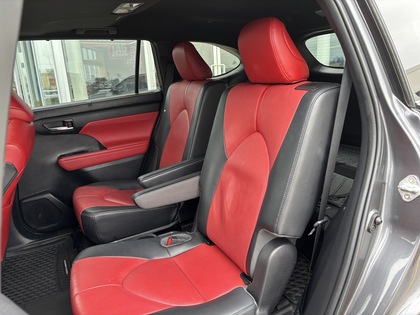 used 2022 Toyota Highlander car, priced at $42,495