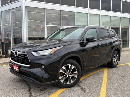 used 2023 Toyota Highlander car, priced at $42,595
