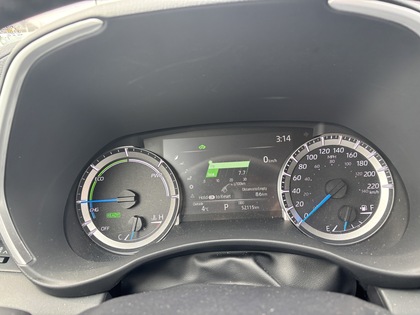 used 2025 Toyota Highlander car, priced at $53,995