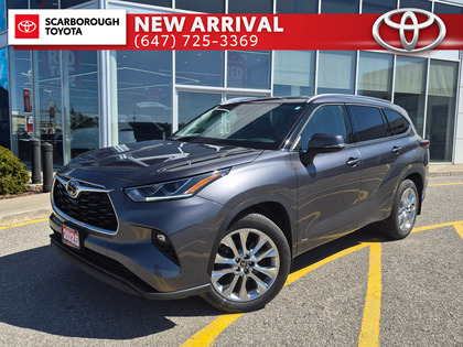 used 2025 Toyota Highlander car, priced at $61,995