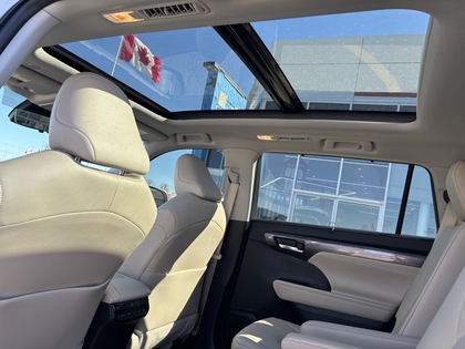 used 2024 Toyota Highlander car, priced at $56,595