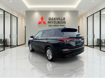 used 2023 Mitsubishi Outlander car, priced at $24,950