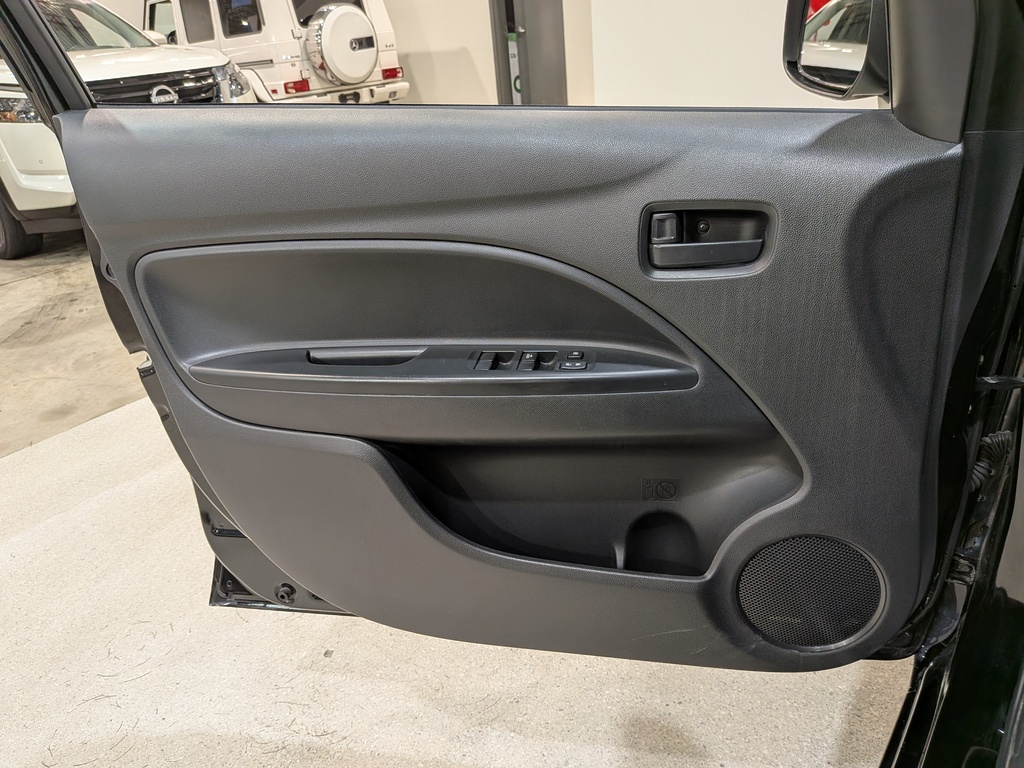 Mitsubishi Mirage 2024