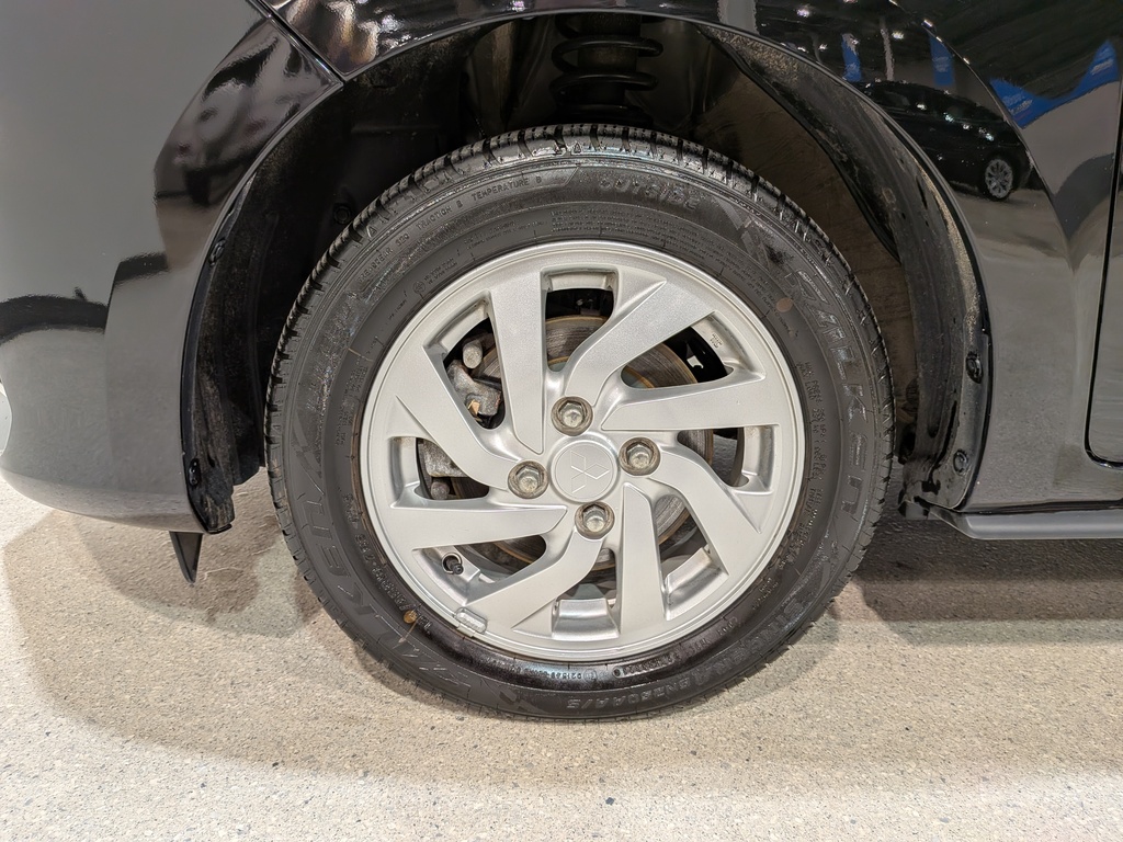 Mitsubishi Mirage 2024