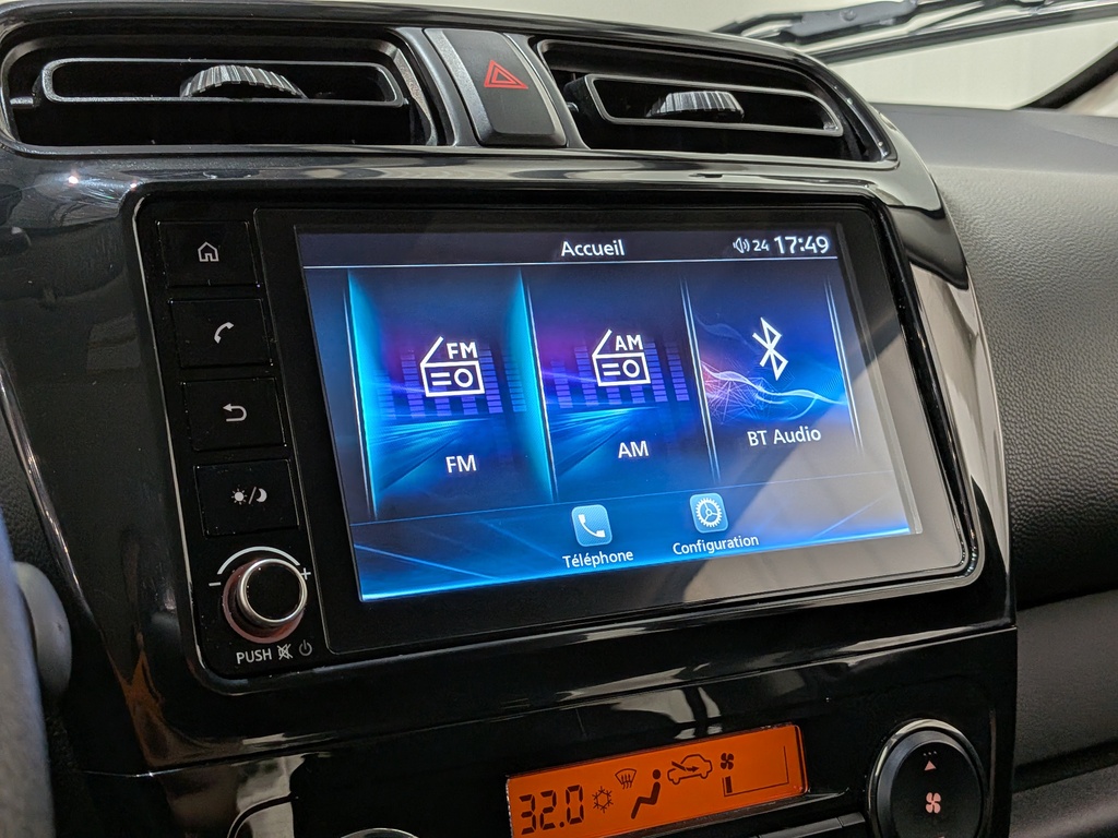 Mitsubishi Mirage 2024