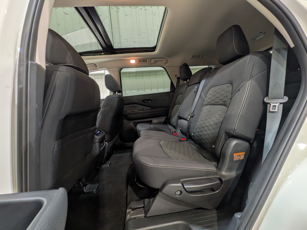 Nissan Pathfinder 2024