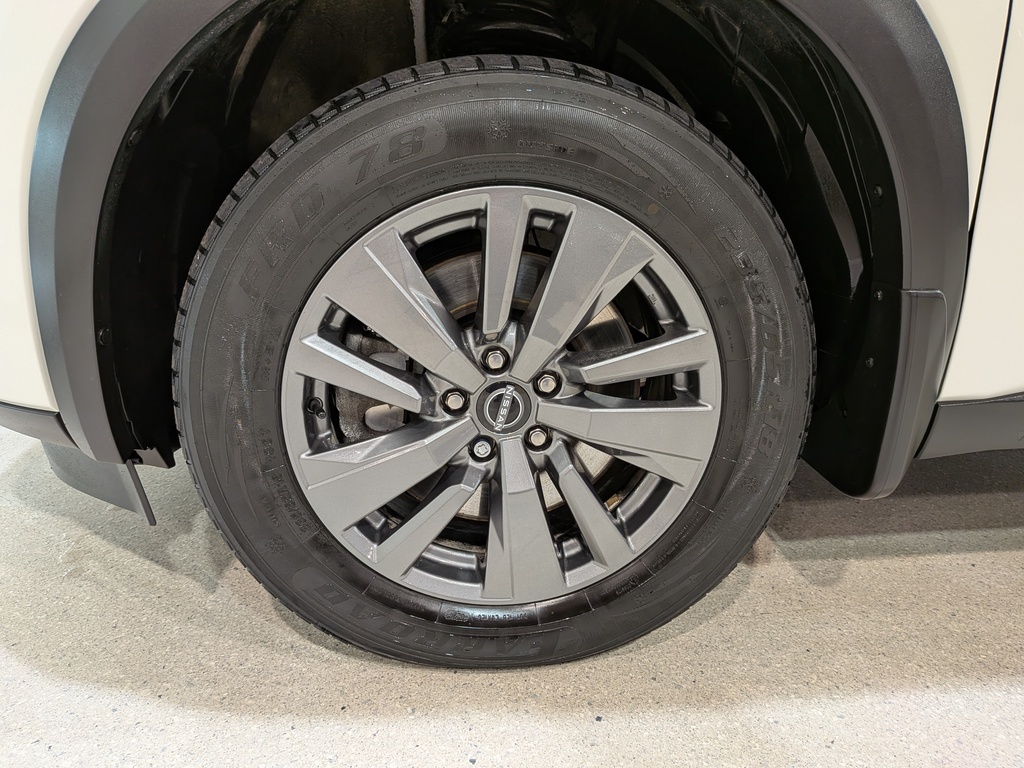 Nissan Pathfinder 2024