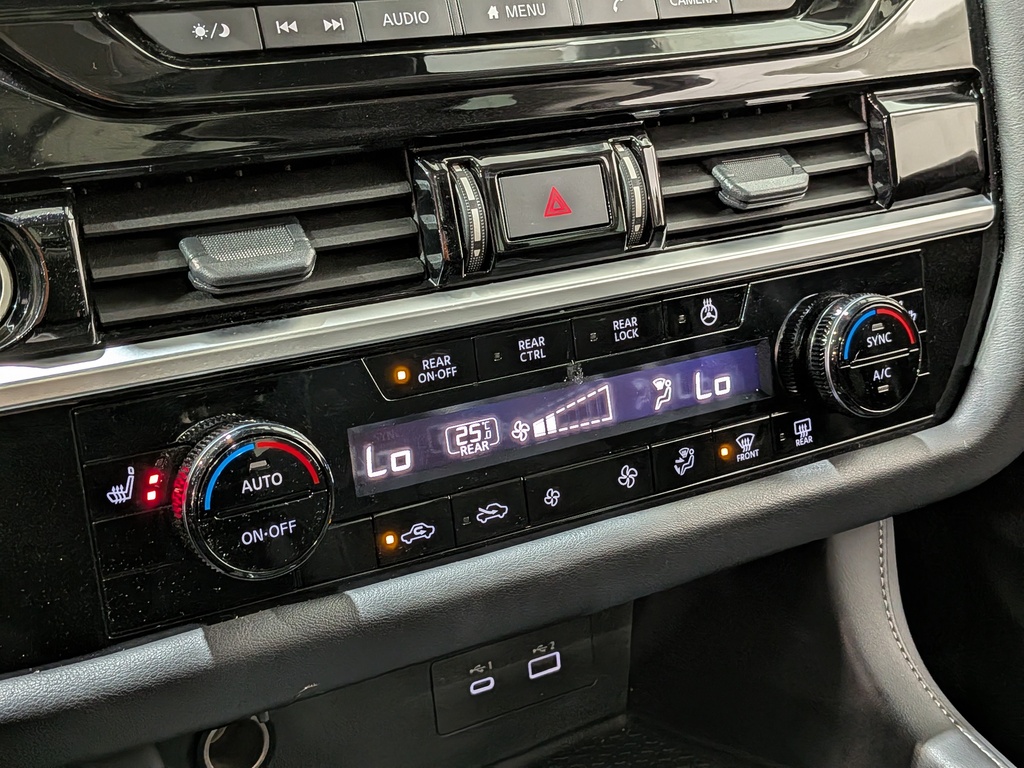 Nissan Pathfinder 2024