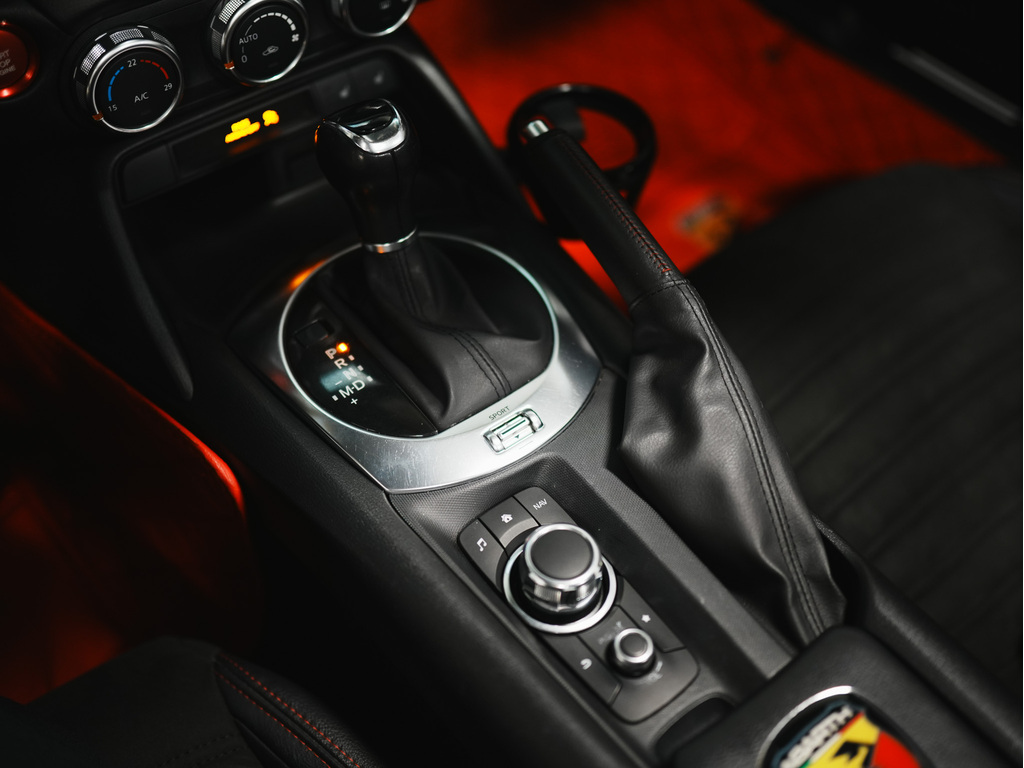 2017 Fiat 124 Spider Abarth, 多伦多, 全款车