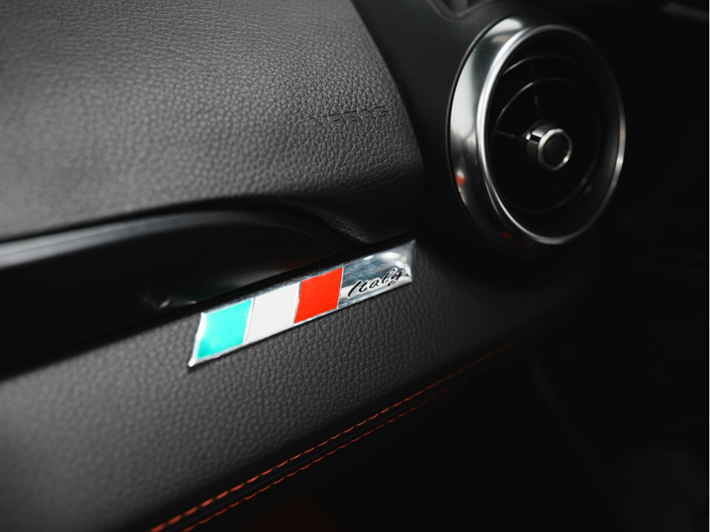 2017 Fiat 124 Spider Abarth, 多伦多, 全款车