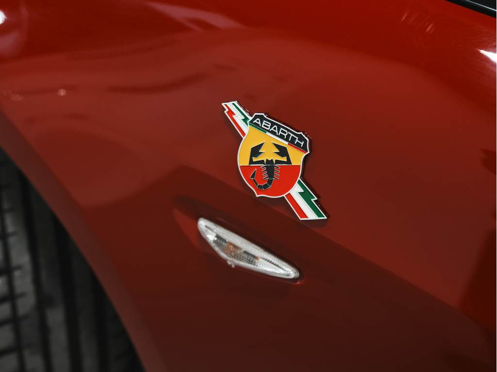 2017 Fiat 124 Spider Abarth, 多伦多, 全款车