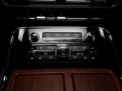 used 2022 Lincoln Navigator car, priced at $74,900