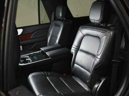 used 2022 Lincoln Navigator car, priced at $74,900