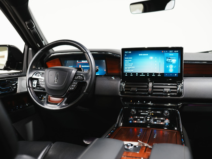 used 2022 Lincoln Navigator car, priced at $74,900