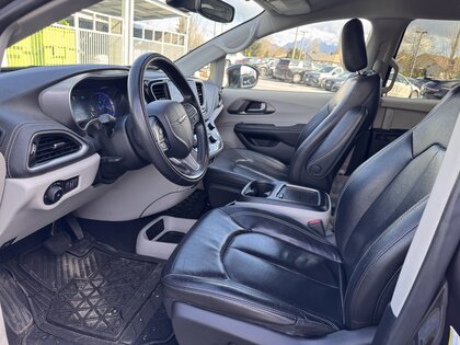 used 2022 Chrysler Pacifica Hybrid car, priced at $34,494