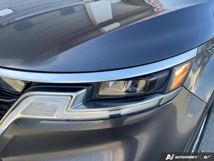 used 2024 Kia Carnival car, priced at $34,400