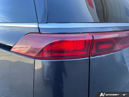 used 2024 Kia Carnival car, priced at $34,400