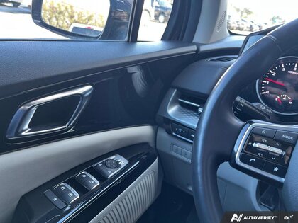 used 2024 Kia Carnival car, priced at $34,400