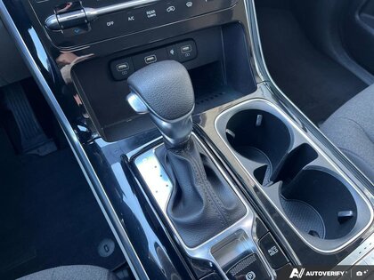 used 2024 Kia Carnival car, priced at $34,400