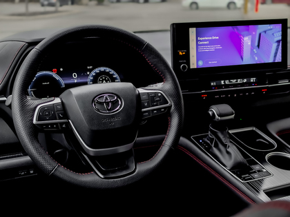 used 2025 Toyota Sienna car, priced at $65,495