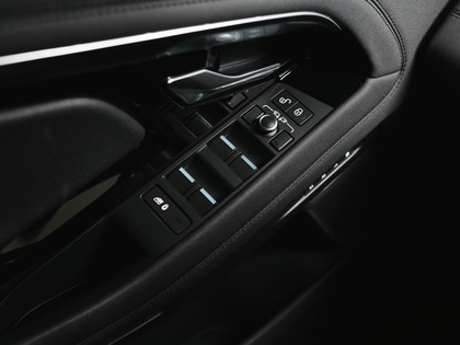 used 2020 Land Rover Range Rover Evoque car, priced at $25,900