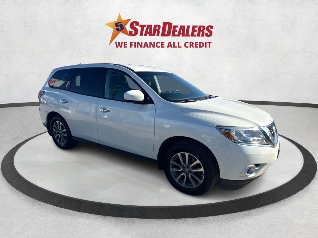 White 2016 Nissan Pathfinder SUV / Crossover Continuously Variable Transmission