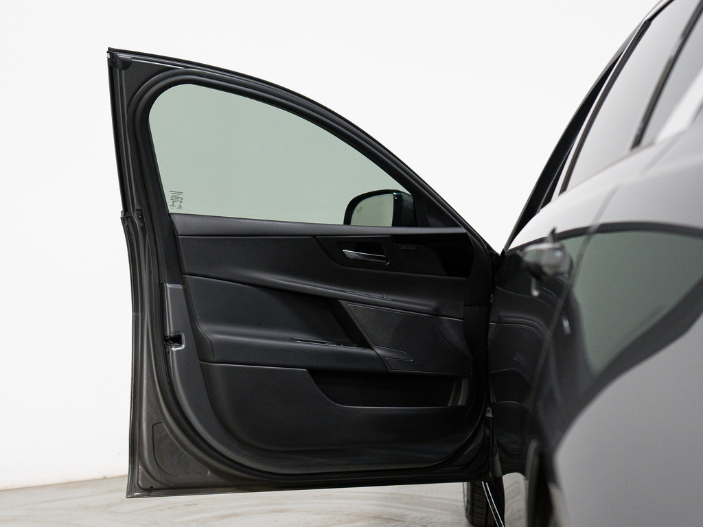 2017 Jaguar XE 3.0L V6 SC Premium, 多伦多, 全款车