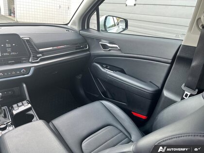 used 2025 Kia Sportage car, priced at $35,987