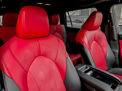 used 2022 Toyota Highlander car, priced at $45,699