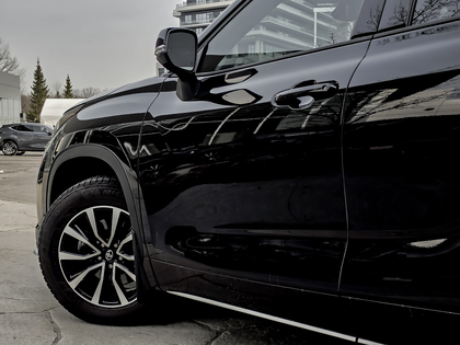 used 2022 Toyota Highlander car, priced at $45,699