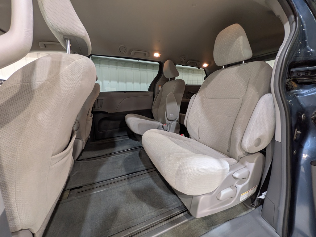 Toyota Sienna 2017