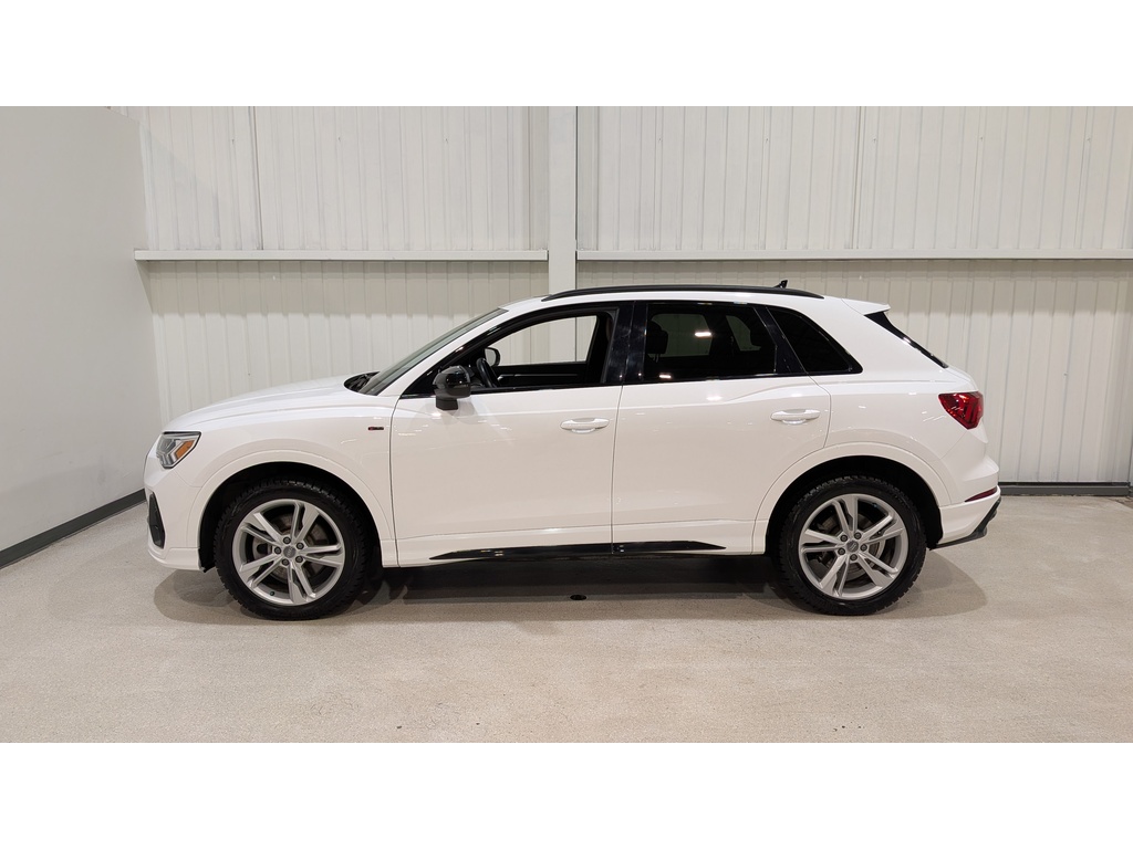 Audi Q3 2021