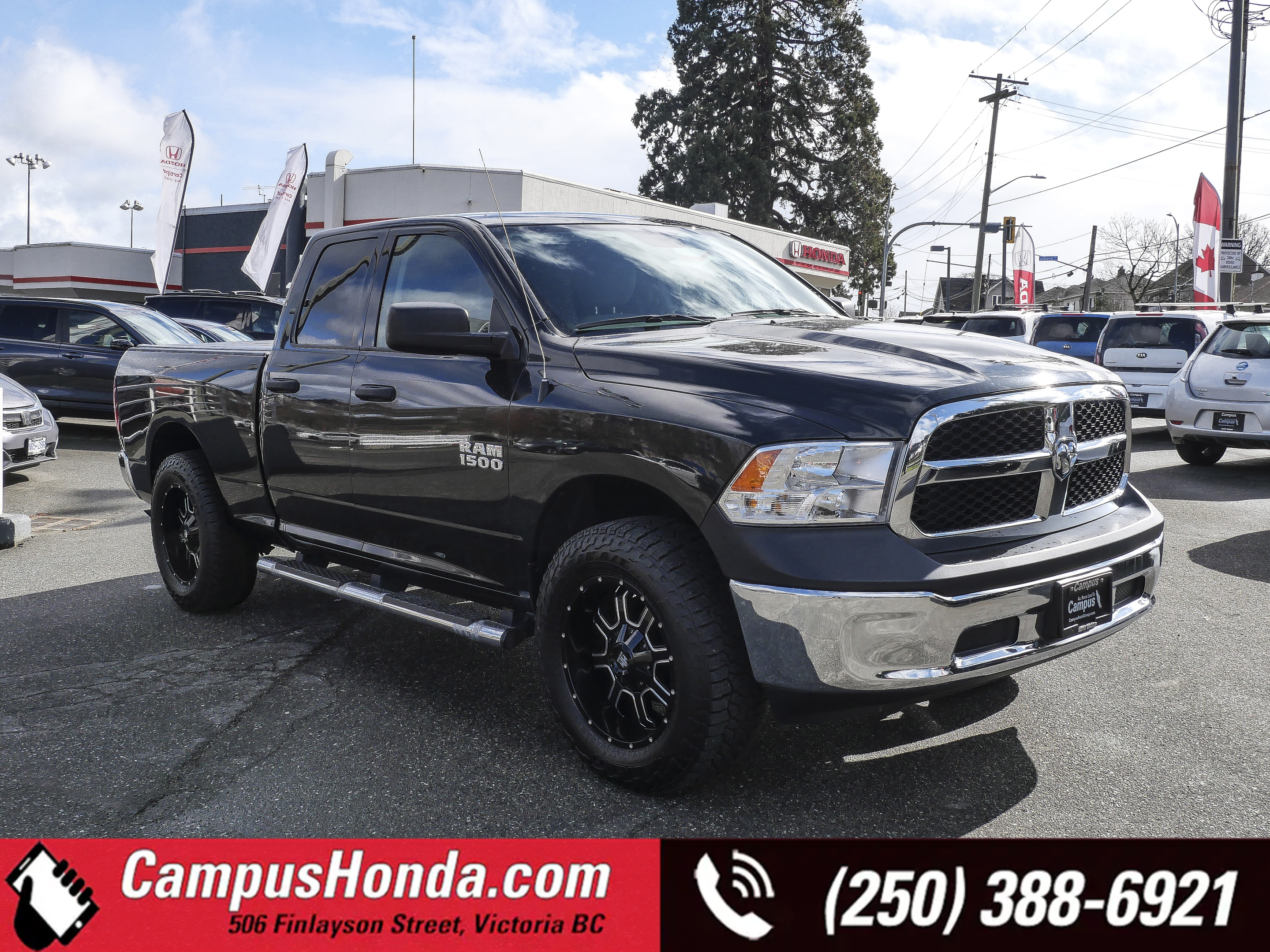RAM 1500 ST Quad Cab 4WD 2017