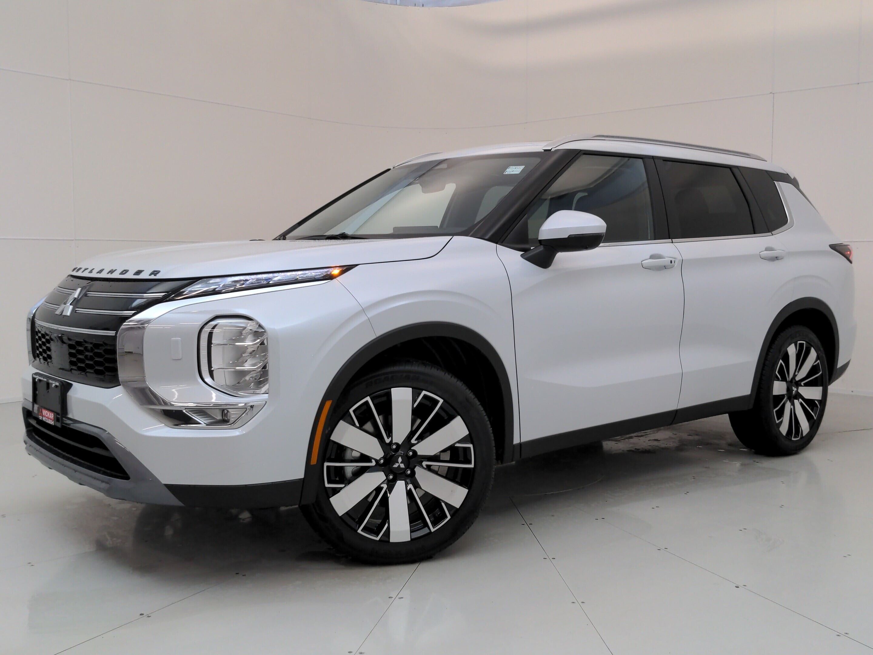 2026 Mitsubishi Outlander SEL FWD