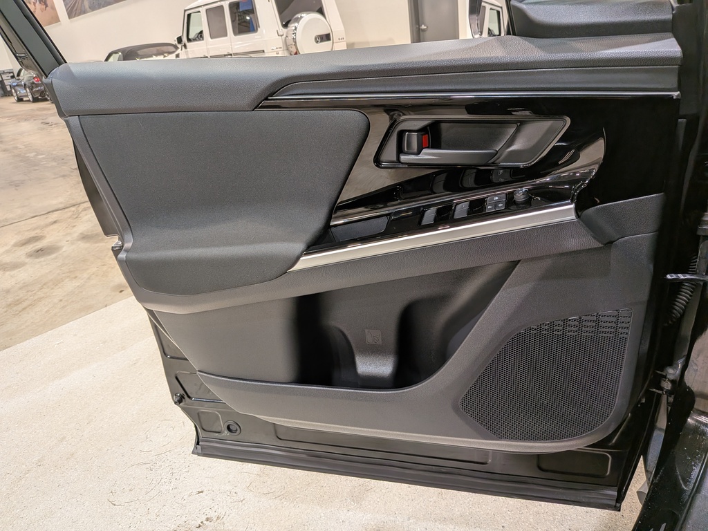 Subaru Solterra 2024