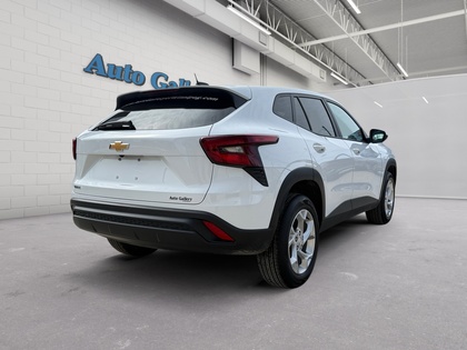 used 2025 Chevrolet Trax car, priced at $25,790