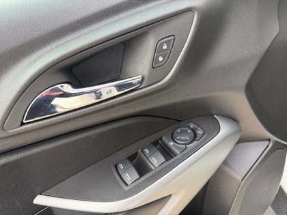 used 2025 Chevrolet Trax car, priced at $25,790