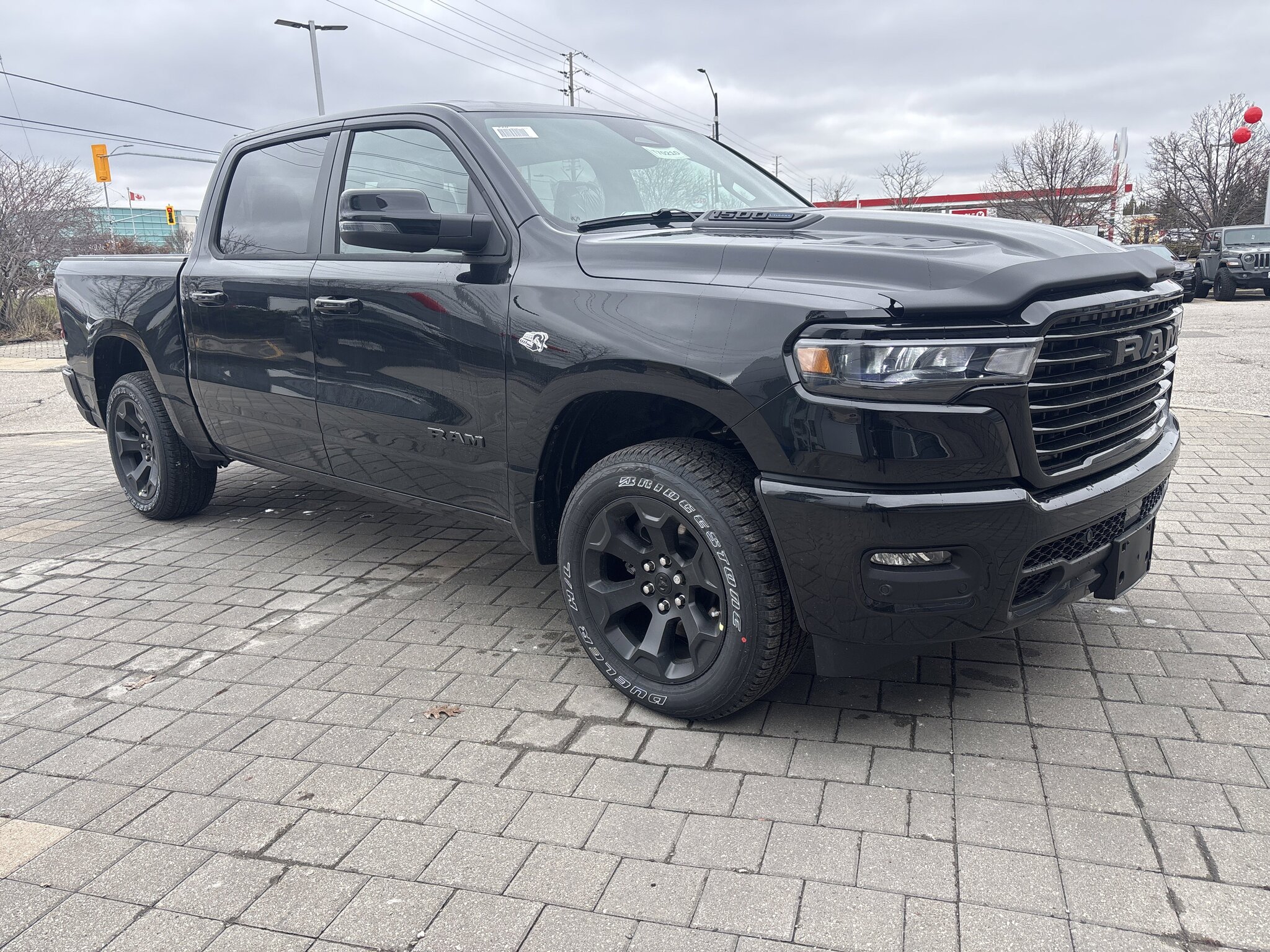 2026 RAM 1500 Sport 4x4 Crew Cab 5'7" Box Truck