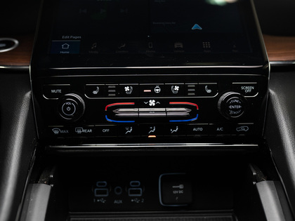 used 2024 Jeep Grand Cherokee car, priced at $57,900