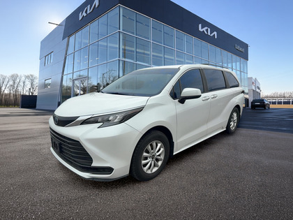 used 2025 Toyota Sienna car, priced at $54,999